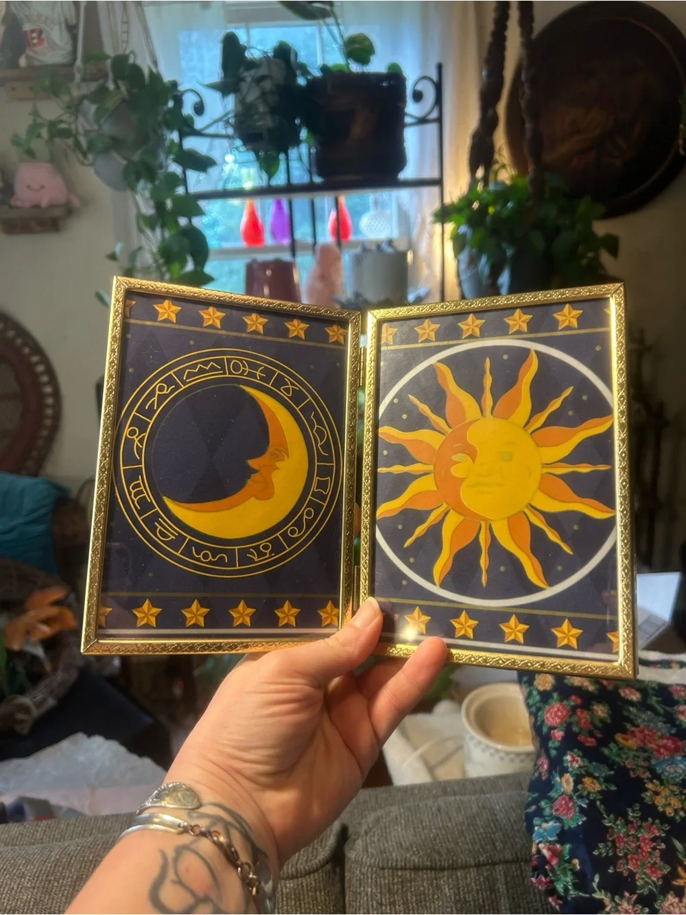 🌟Vintage Celestial Wallpaper Samples-Framed in Vintage Gold 5x7 Double Frame 🌟